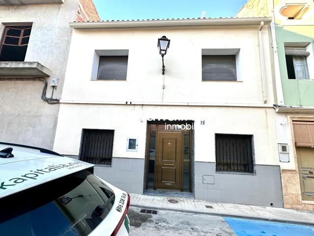 Casa a la venta en Aielo de Malferit (Valencia) photo 0
