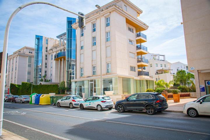 Local comercial en Altea avenida Conde de Altea photo 0