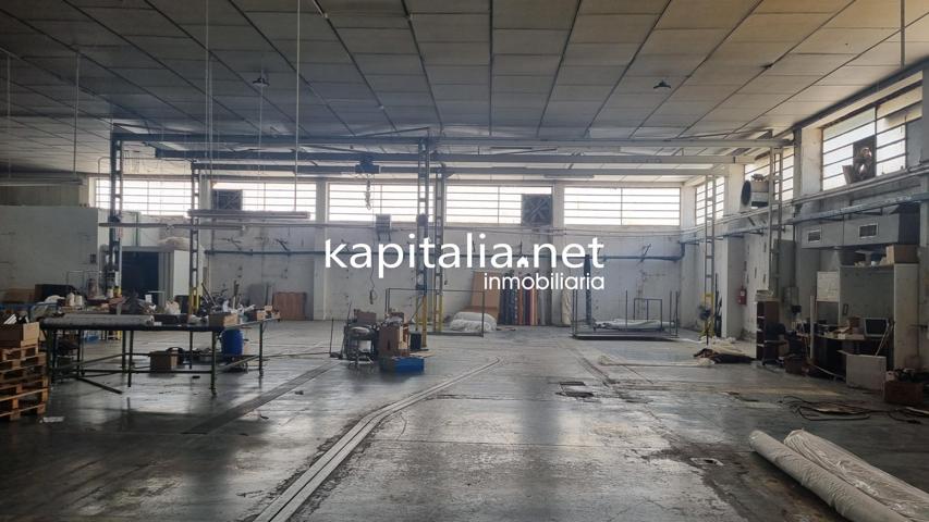Nave industrial en alquiler en Ontinyent. photo 0