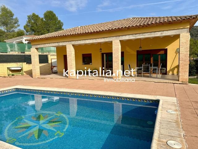 Chalet a la venta en L´Olleria (Valencia) photo 0