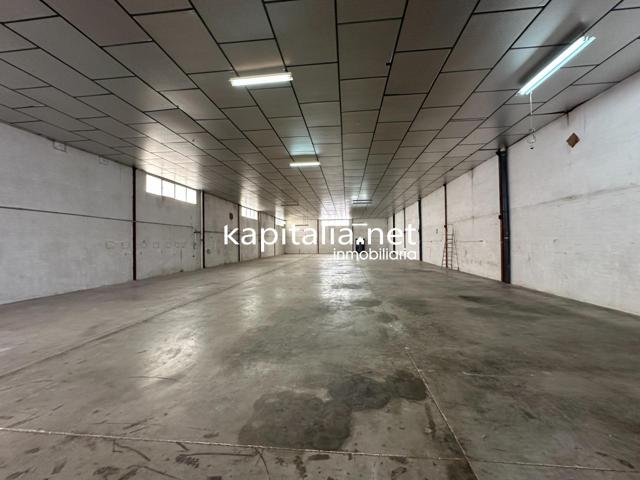 Nave en alquiler en Ontinyent, polígono El Pla photo 0
