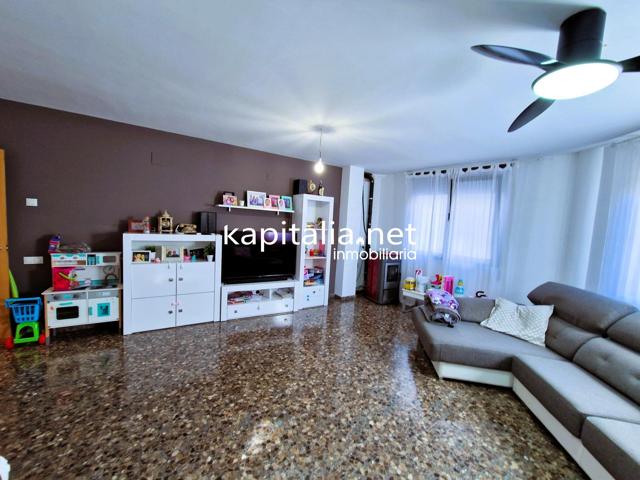 Excelnte piso a la venta en Agullent photo 0