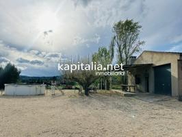 Chalet a la venta en termino de Agullent (Valencia) photo 0