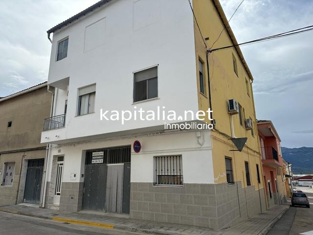 Casa a la venta en La Pobla del Duc (Valencia) photo 0