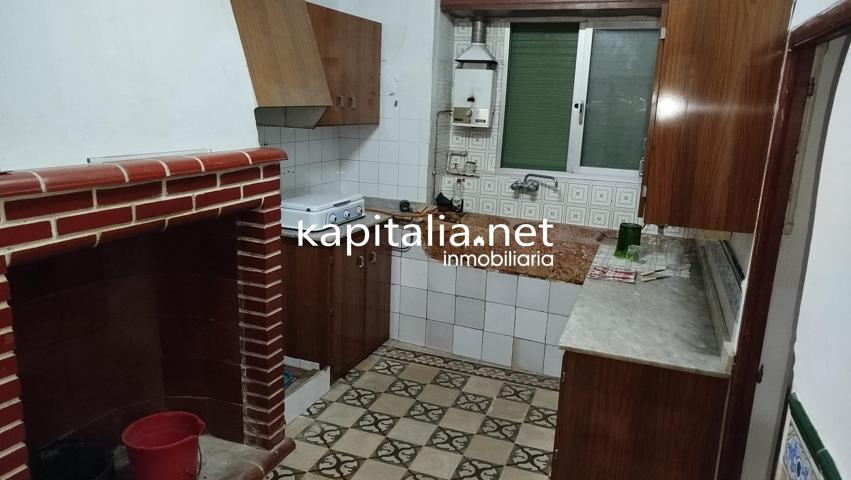CASA EN VENTA EN AGRES photo 0