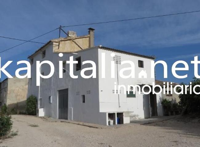 Gran casa a la venta en Ontinyent photo 0
