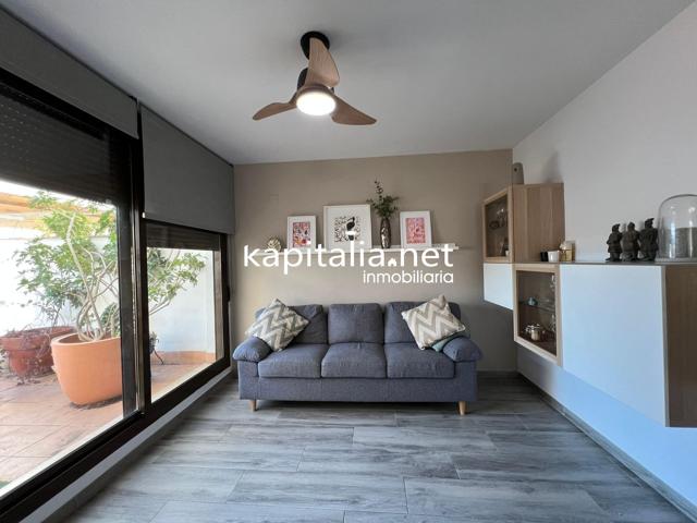 Estupendo piso a la venta en Ontinyent , zona Centro . photo 0