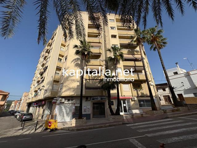 ESTUPENDO PISO EXTERIOR LISTO PARA ENTRAR A VIVIR A LA VENTA EN VALLADA photo 0