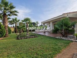 Magnifico chalet a la venta en zona el Pilar photo 0