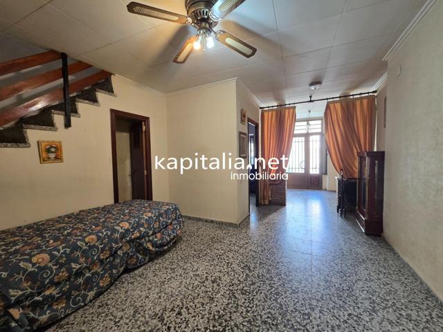 Casa a la venta en Ontinyent photo 0