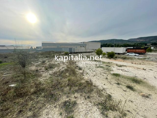 Terreno Industrial en Poligono Industrial de Moixent photo 0