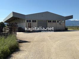 ESTUPENDA NAVE A LA VENTA EN QUATRETONDA photo 0