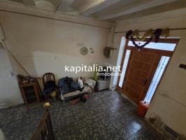 Casa a la venta en Ontinyent photo 0