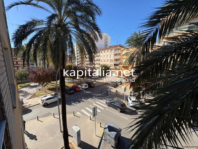 ESTUPENDO PISO A LA VENTA EN EL CENTRO DE GANDIA photo 0