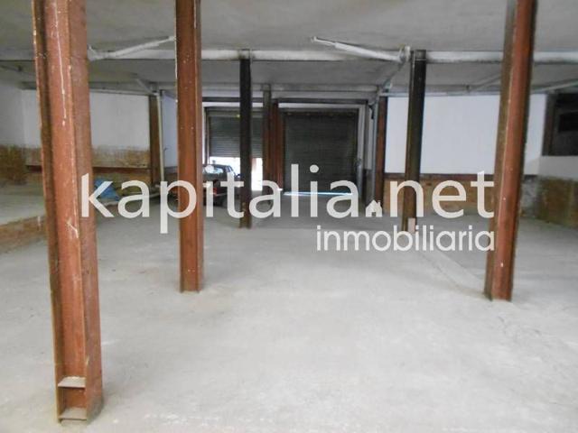 Local comercial en Ontinyent zona Universitaria photo 0