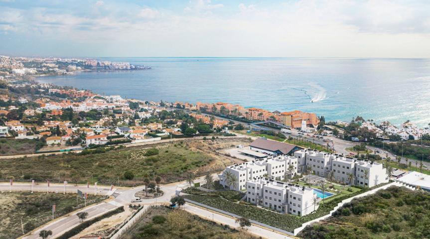 IMPRESIONANTE APARTAMENTO EN ESTEPONA A POCOS METROS DEL MAR DE OBRA NUEVA photo 0