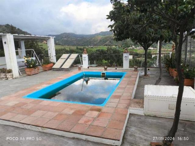 Villa Independiente con Parcela en Venta cerca de Estepona photo 0