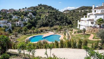 Exclusivo Ático en Nueva Andalucía – Marbella photo 0