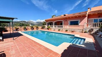 ¡Exclusiva Villa en Bunyola! photo 0