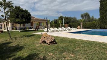 Chalet en Alquiler en Campos: Espacio, Confort y Entorno Natural photo 0