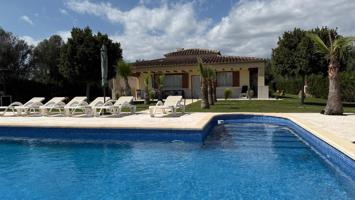 Chalet en Alquiler en Campos: Espacio, Confort y Entorno Natural photo 0