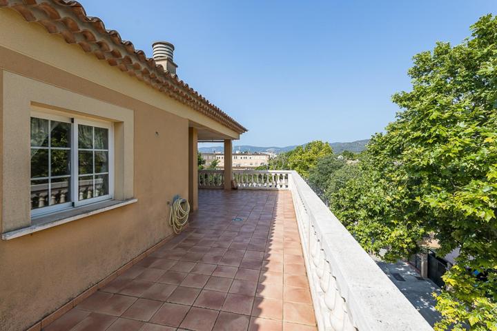 Fantástico ático con una increíble terraza de 45m2 - garaje privado de 30m2 opcional photo 0