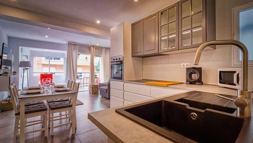 PRIMER PISO REFORMADO JUNTO MUSEO MARQ photo 0