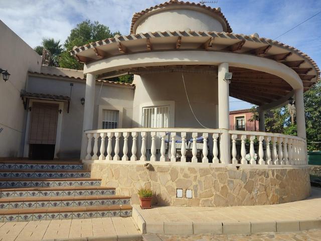 CHALET CON PISCINA EN COTOVETA-BONALBA photo 0