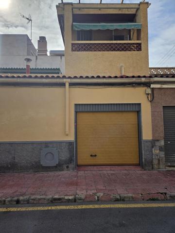 VIVIENDA UNIFAMILIAR EN LOS ANGELES photo 0