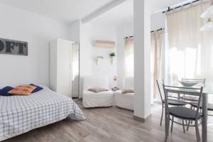 VENTA ESTUDIO EN RAMBLA MENDEZ NUÑEZ - REFORMADO photo 0