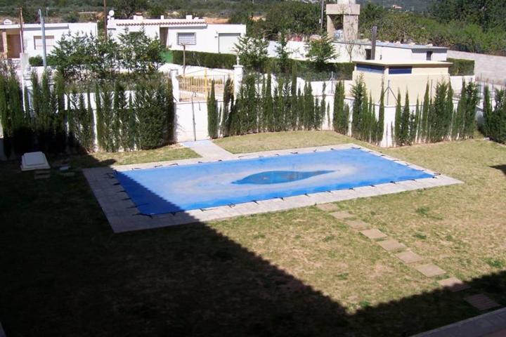 Apartamento de 65 m2 con 2 dormitorios piscina y jardín comunitario photo 0