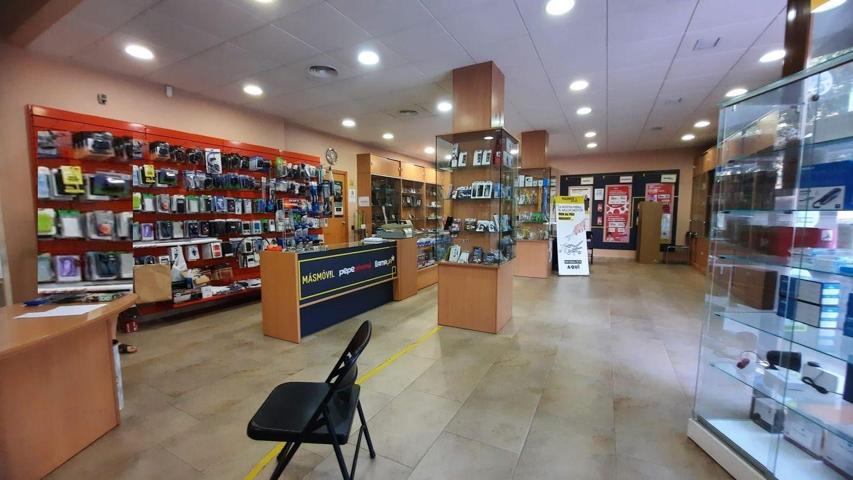 Local comercial de 149 m2. photo 0