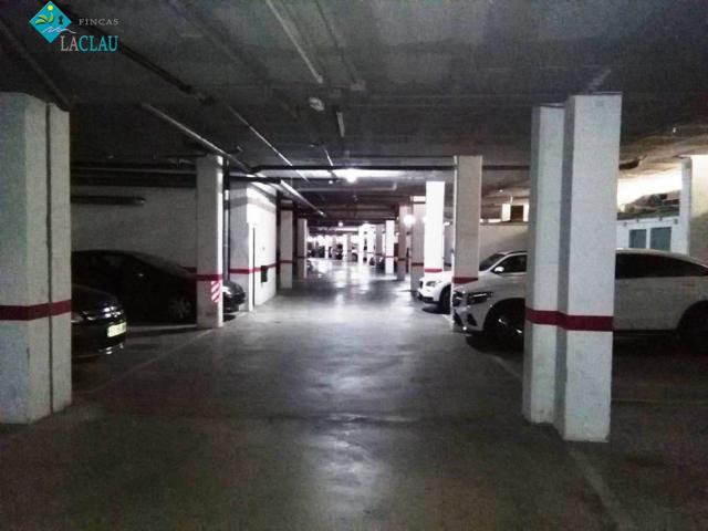 Plaza de aparcamiento en venta. photo 0