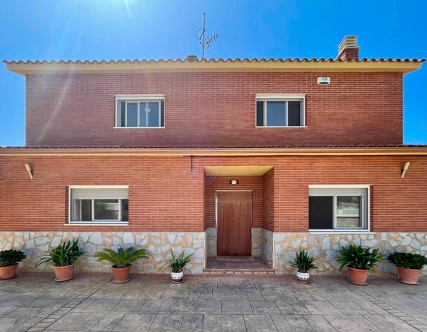 Preciosa casa de obra vista en Mas Alba, cerca de Sitges photo 0