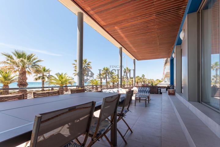 Impresionante planta baja con terraza frente al mar en Cubelles photo 0