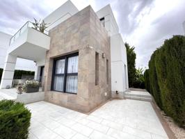 INCREIBLE VILLA CON PISCINA PRIVADA EN RESIDENCIAL ATEKA photo 0