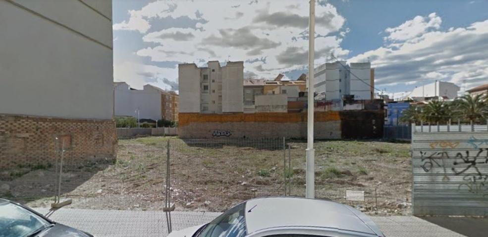 Solar de 190 m2 junto al puerto de Gandía, C- Ciscar 9 photo 0
