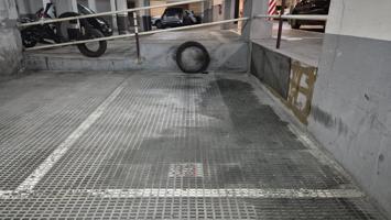 PLAZA DE PARKING PARA COCHE photo 0