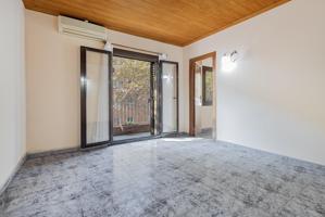 4 habs, balcón, buen estado photo 0