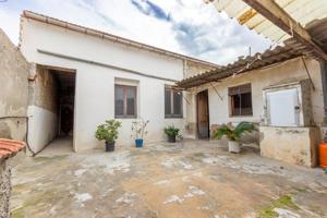 ¡Descubre tu próxima oportunidad en Callosa de Segura! 🏡✨ photo 0