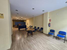 🏢 ALQUILER – AMPLIO LOCAL COMERCIAL EN LOS ANDENES EN ORIHUELA 💼✨ photo 0