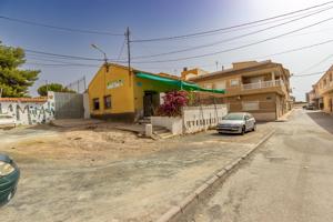 ✨ OPORTUNIDAD ÚNICA: SOLAR URBANO DE 360 M2 EN EL CORAZÓN DE LA MURADA CON VIVIENDA INCLUIDA ✨ photo 0