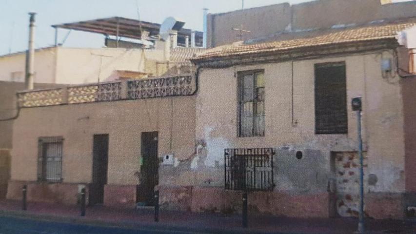 SE VENDE CASA EN AVENIDA DE ALICANTE photo 0