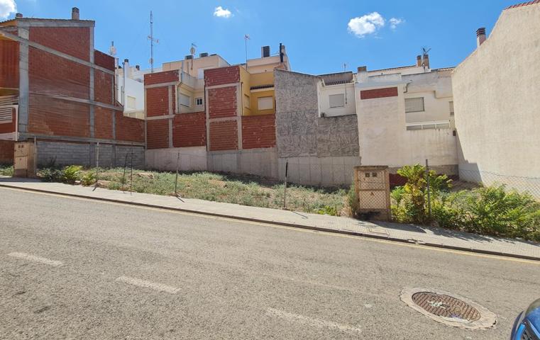 Parcela urbana en Montegrande urbanización. photo 0