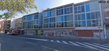 Locales en primera línea comercial photo 0