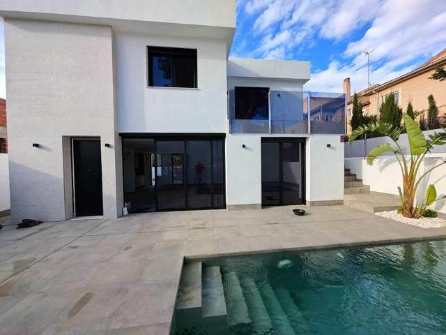Casa En venta en Los Balcones, Torrevieja photo 0