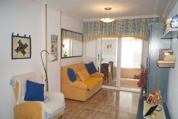 FANTASTICO APARTAMENTO, RODEADO DE TODOS LOS SERVICIOS Y A UNOS MINUTOS CAMINANDO DE LA PLAYA photo 0