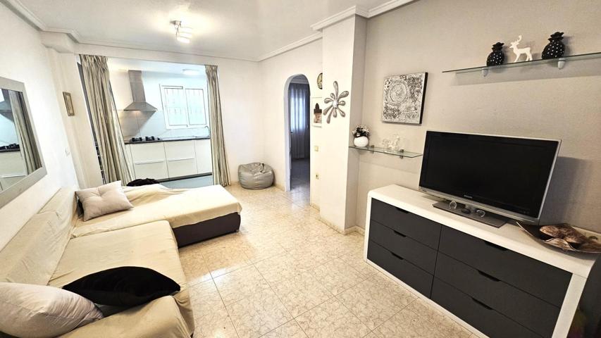 FANTASTICO APARTAMENTO EN PLANTA BAJA CON IMPRESIONANTE JARDIN PRIVADO, VENGA A VERLO photo 0