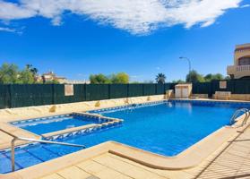 FANTASTICO BUNGALOW TOTALMENTE REFORMADO, IDEAL COMO VACACIONAL photo 0