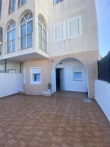 FANSTATICO APARTAMENTO DE PLANTA BAJA Y PISCINA COMUNITARIA, IDEAL COMO VACACIONAL photo 0